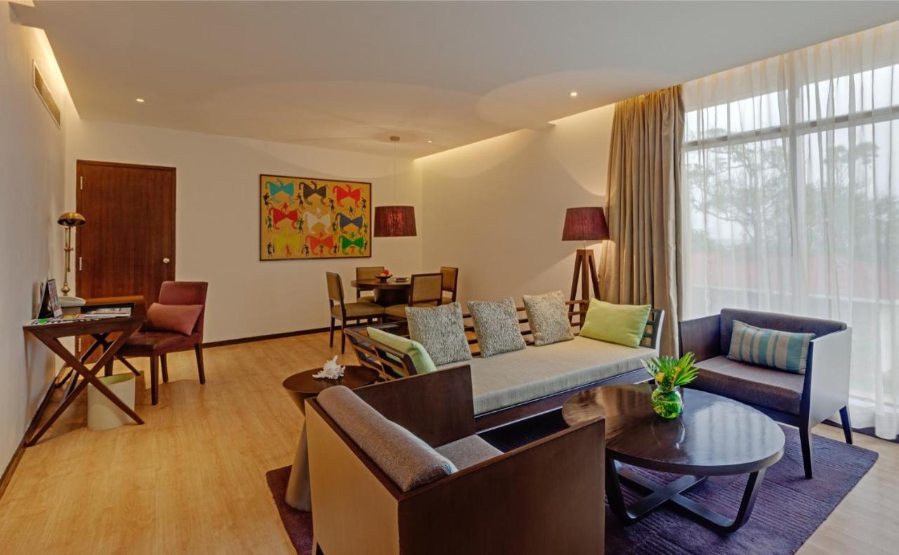 The Park Visakhapatnam Hotel Екстериор снимка